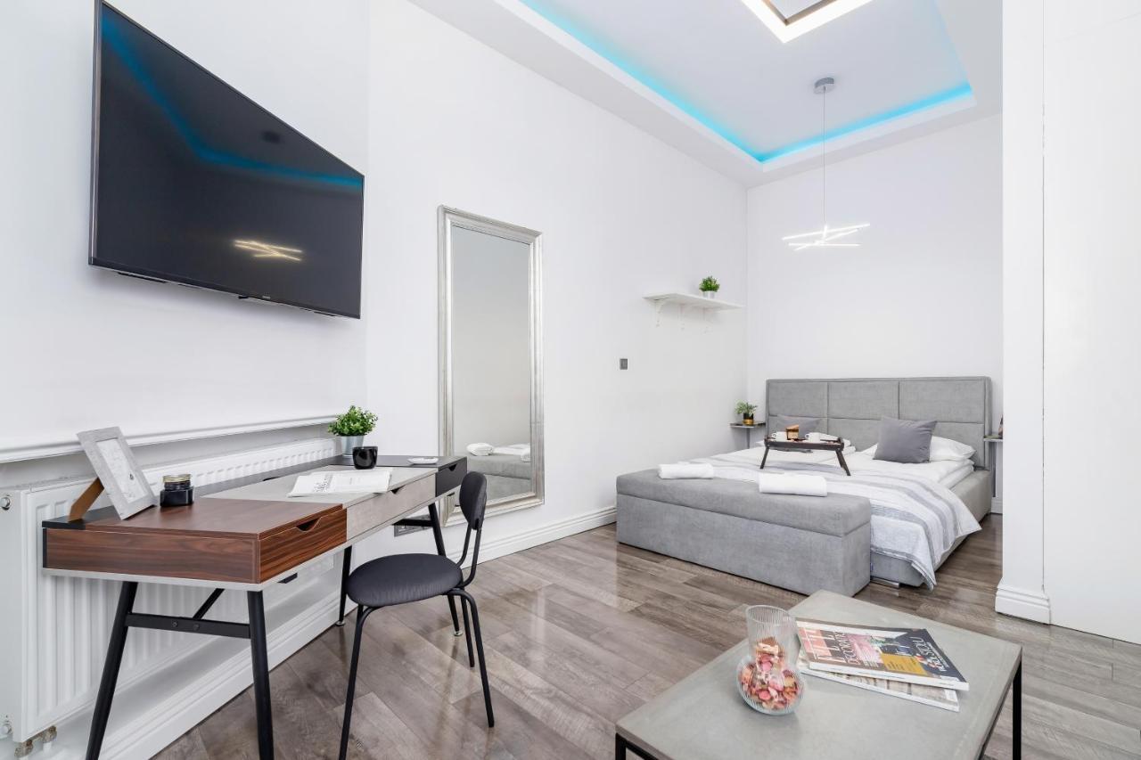 Studio Cracow Starowislna 41 & 43 By Noclegi Renters คราคูฟ ภายนอก รูปภาพ